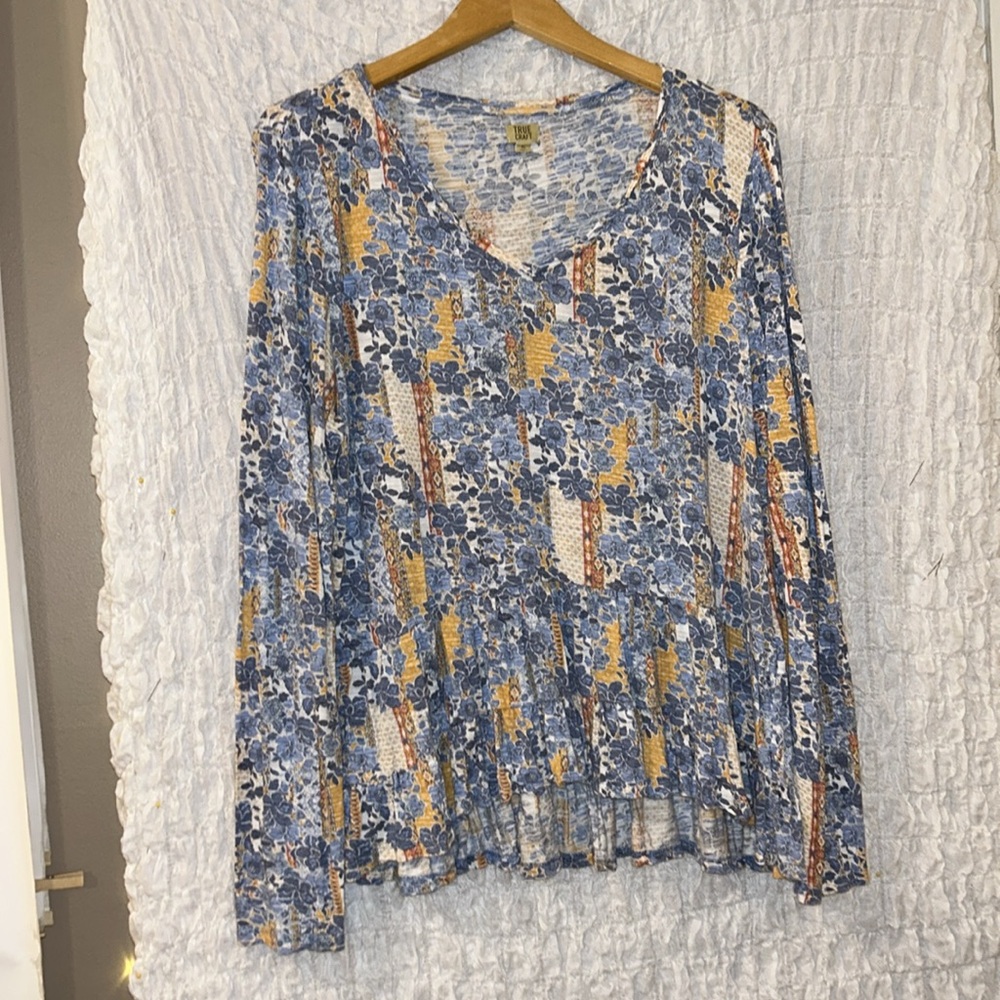 True Craft: Floral & Polka Dot Top, Long Sleeved, Size: XL